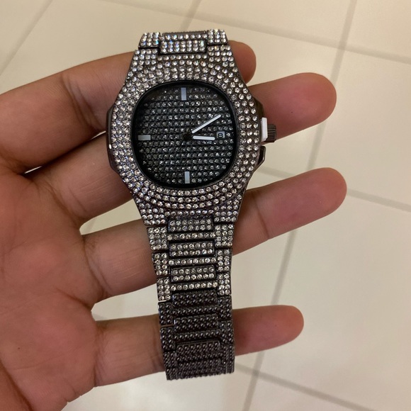 Men’s silver black /sparkle watch